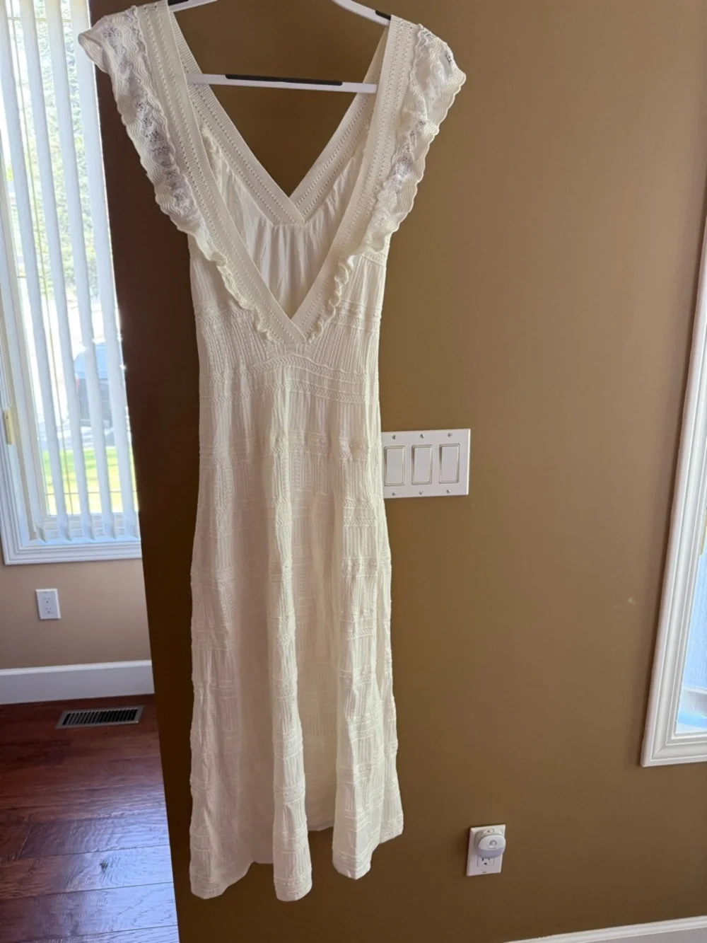 For @alegomez_ Sezane Thursday closet clean out sale - Picture 16 of 17